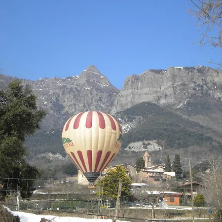 Fonda Barris Joanetes